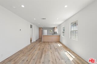 3748 Veteran Avenue – photo 2