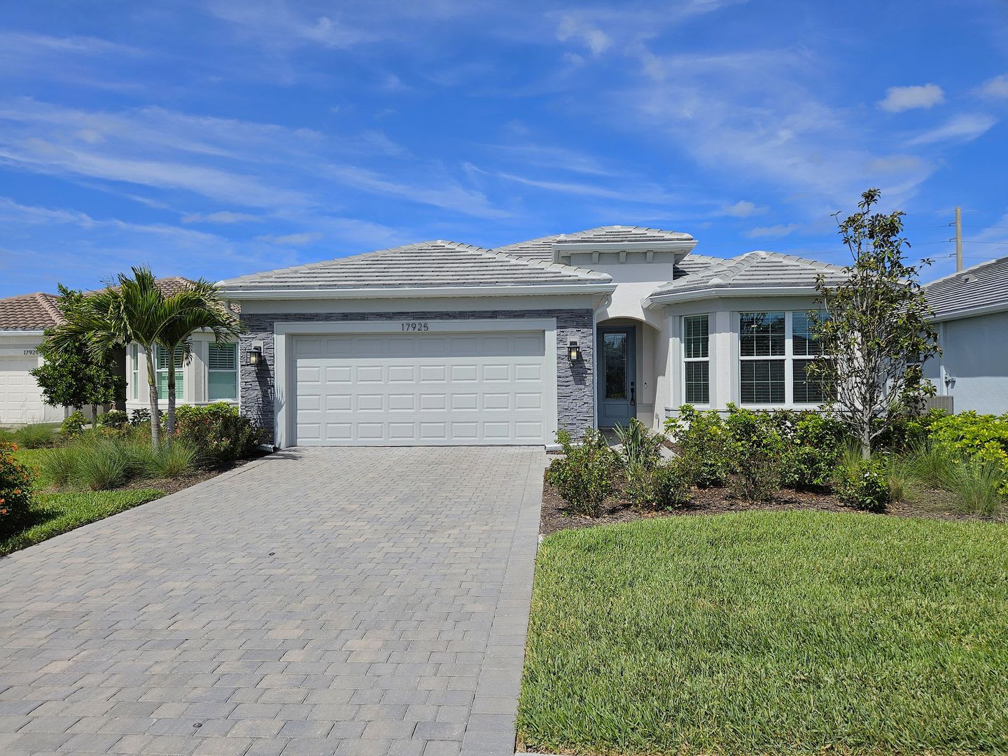 New Construction Seasonal Short-Term 3 Bedroom 2 Bathroom with a Bonus Room in Legacy Groves! – photo 1