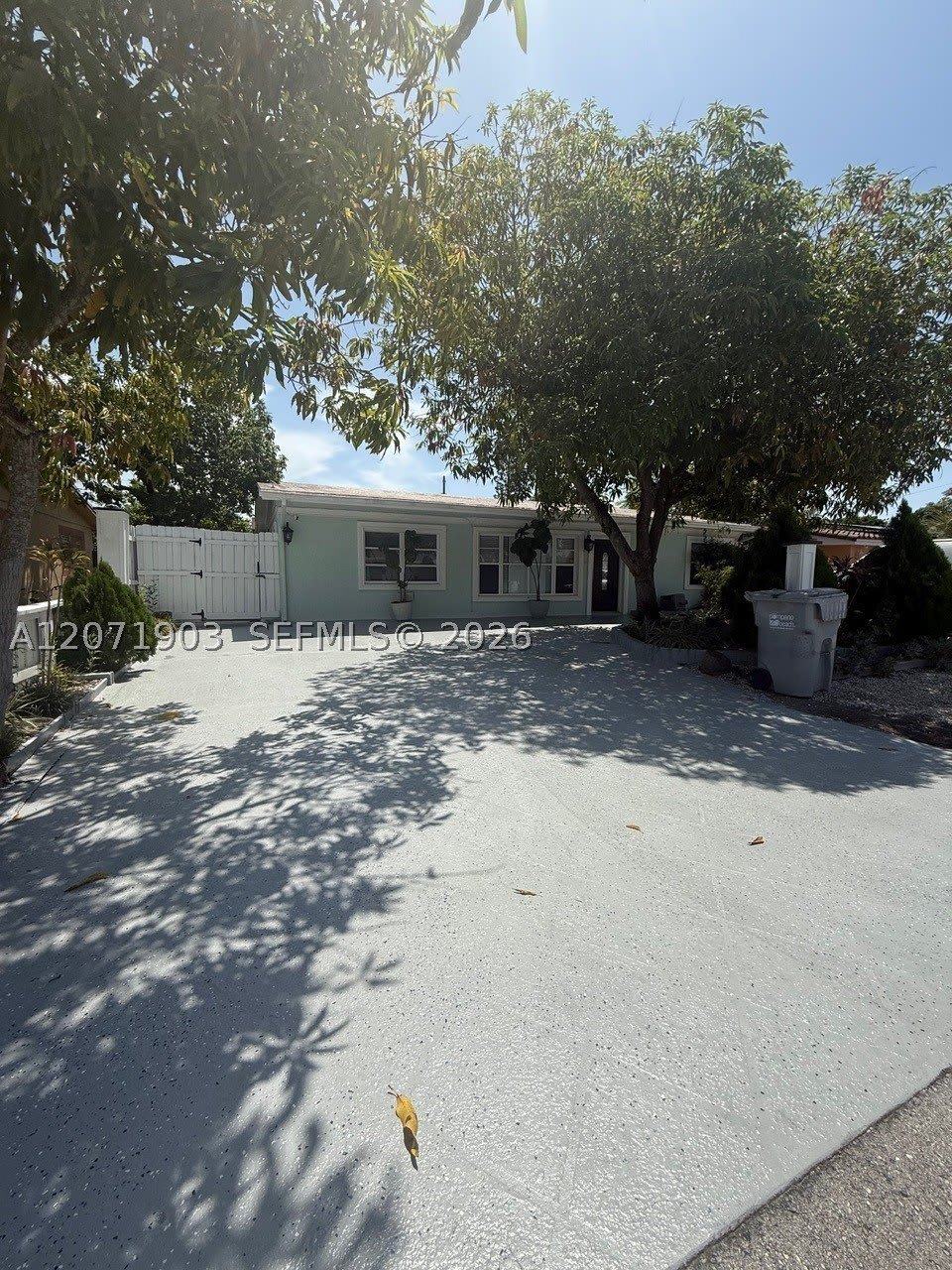 4210 NE 12th Ter – photo 5