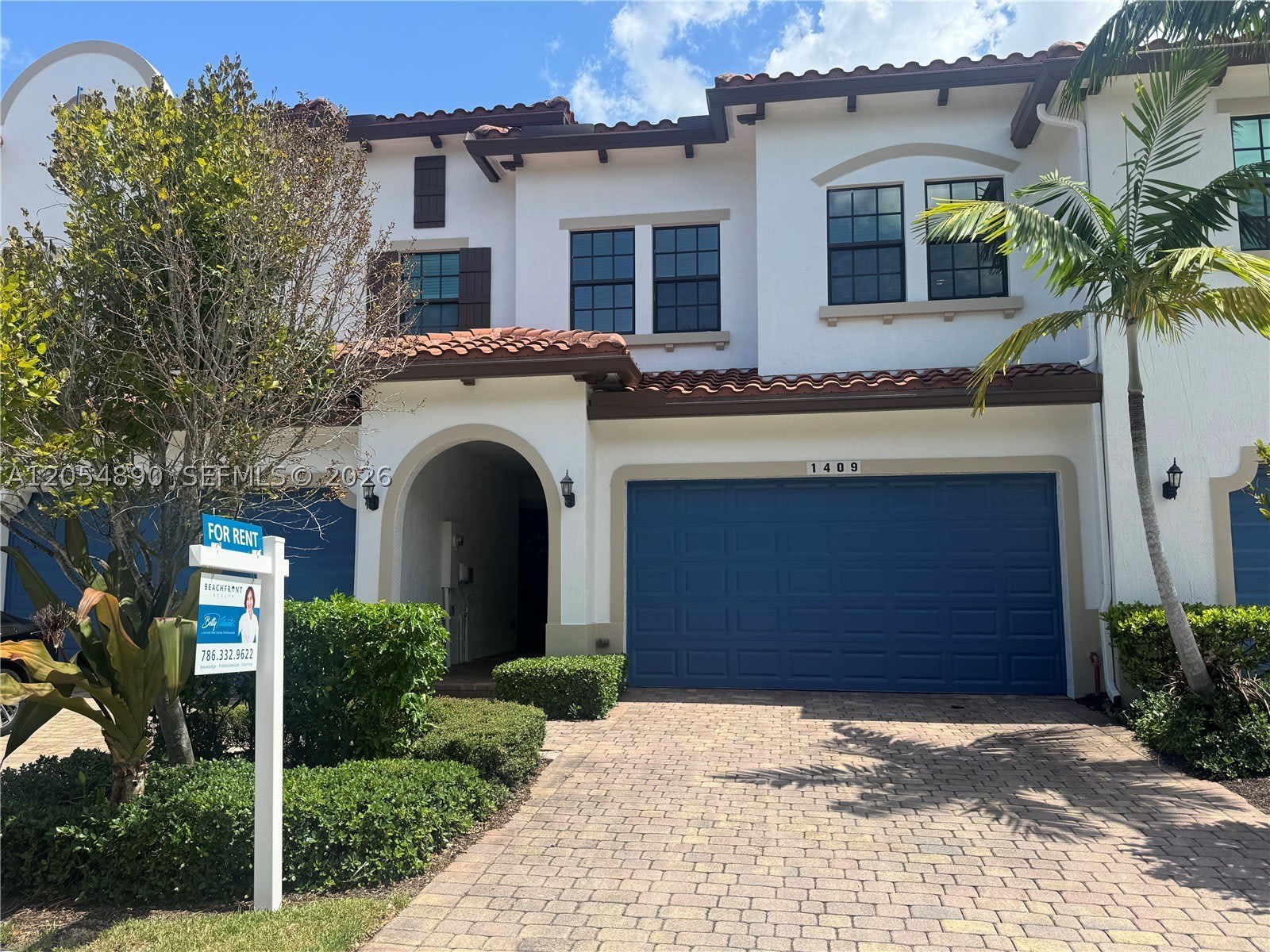 1409 SW 113th Ave – photo 1