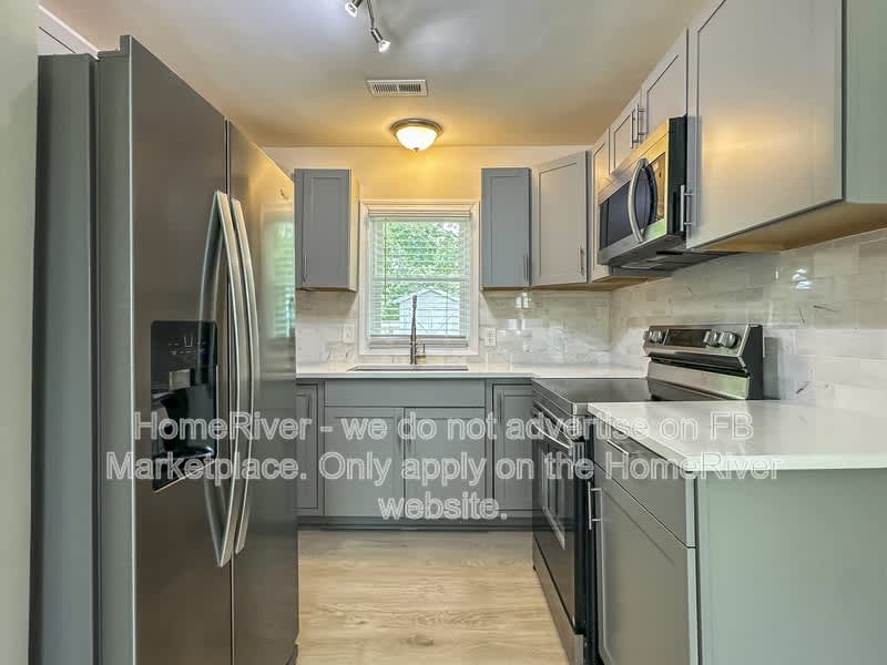 5033 Sunset Lake Rd – photo 3