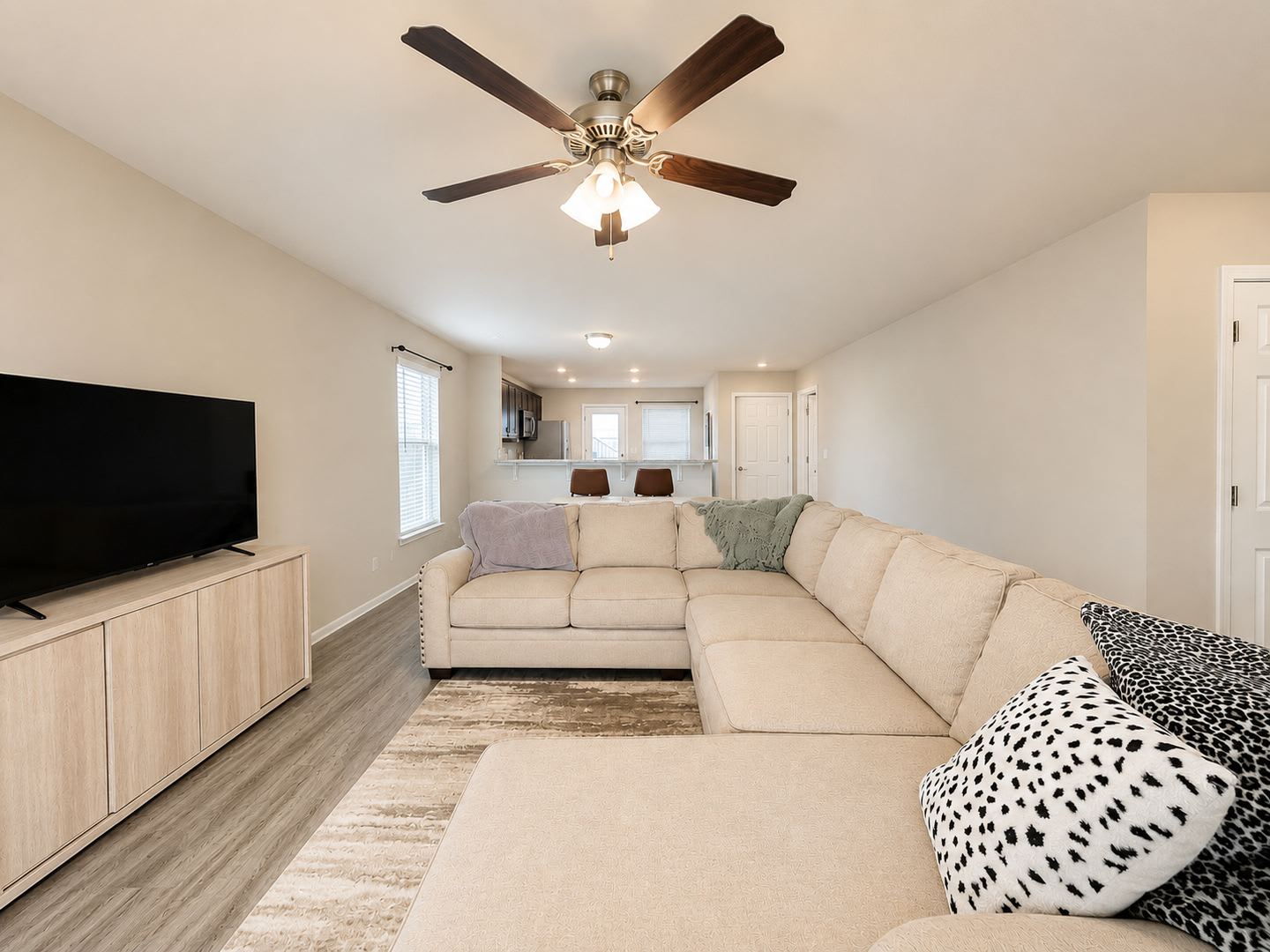 3 Bedroom 2 Bath Brick Home Up to $130/month towards Electric – photo 3