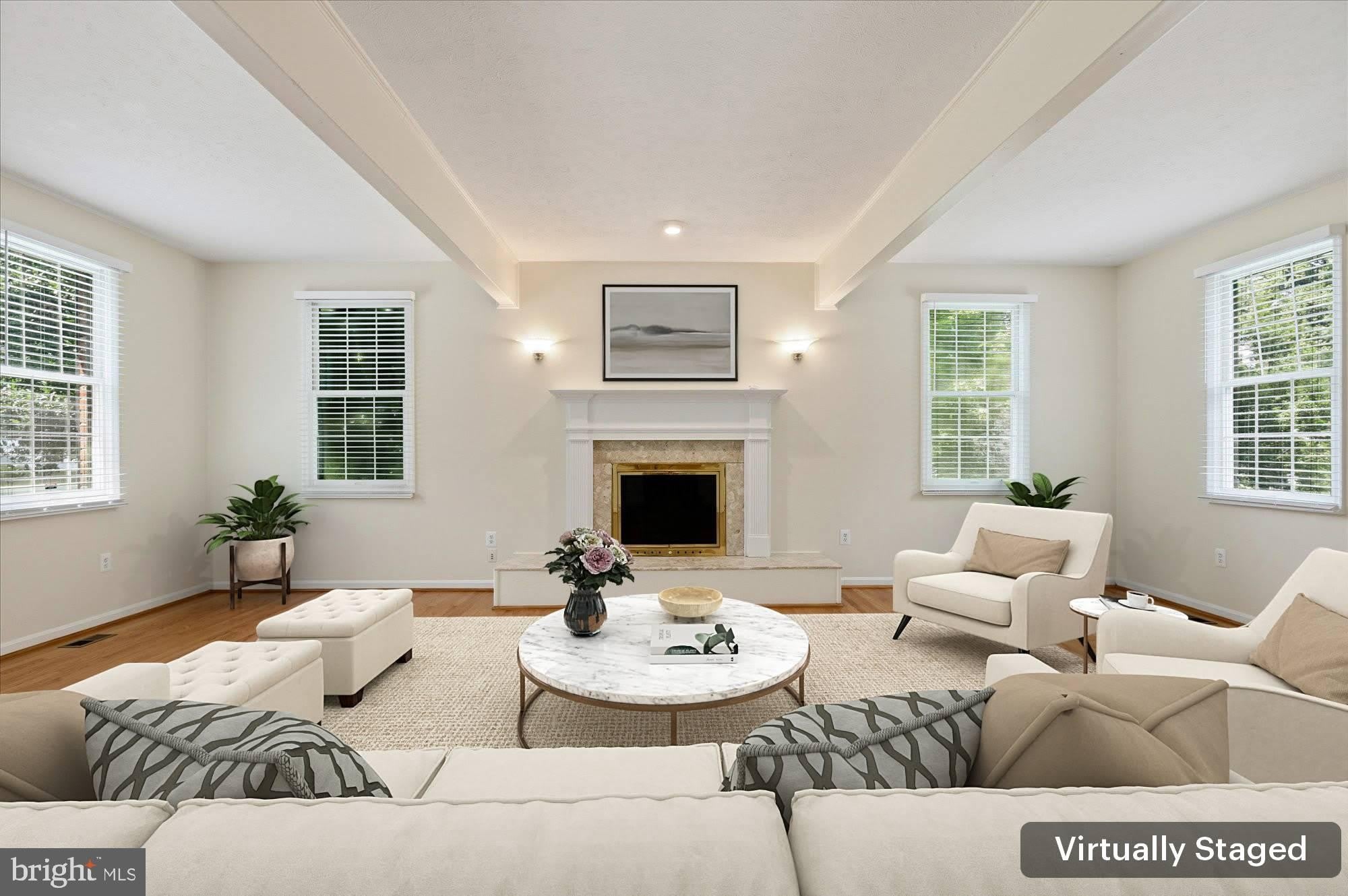 9708 LOCUST HILL Drive – photo 4