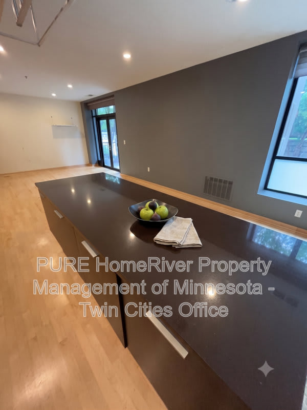 3116 Lake St W – photo 3