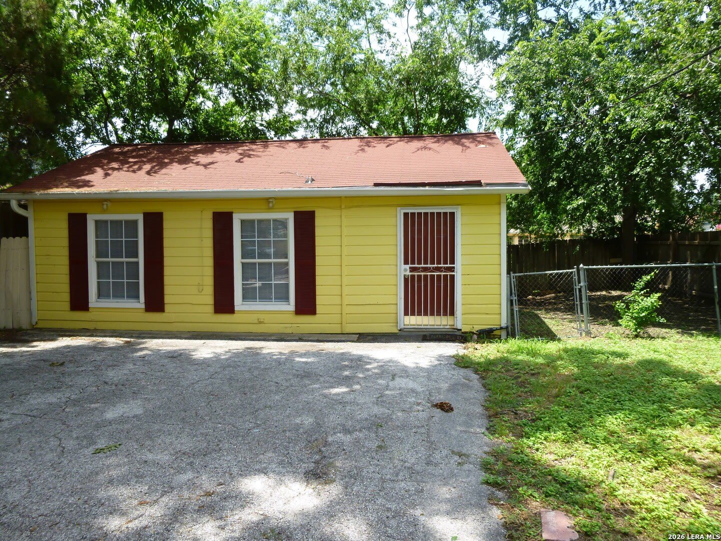 404 Donaldson Ave – photo 1