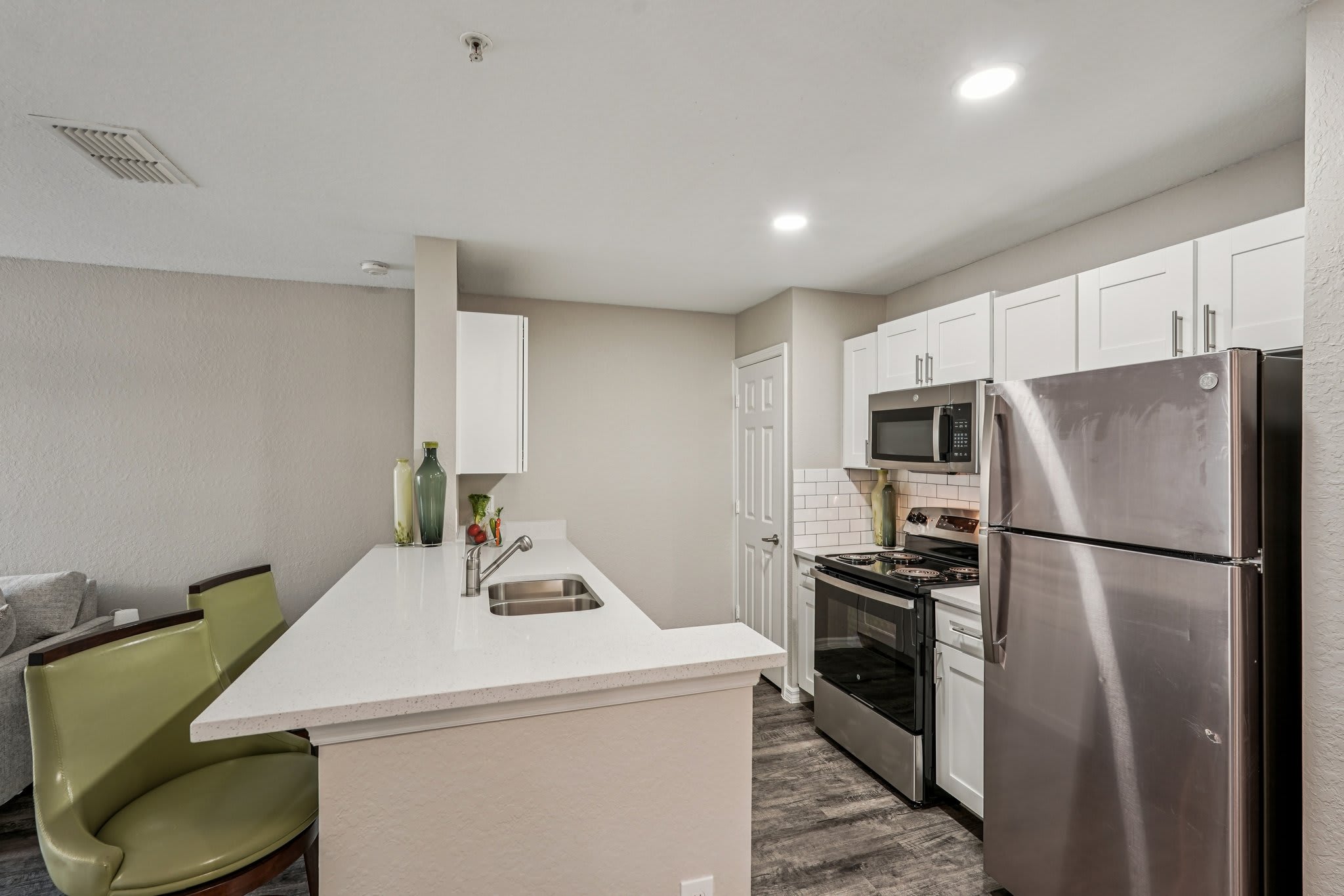 Oakwood Sarasota – photo 5