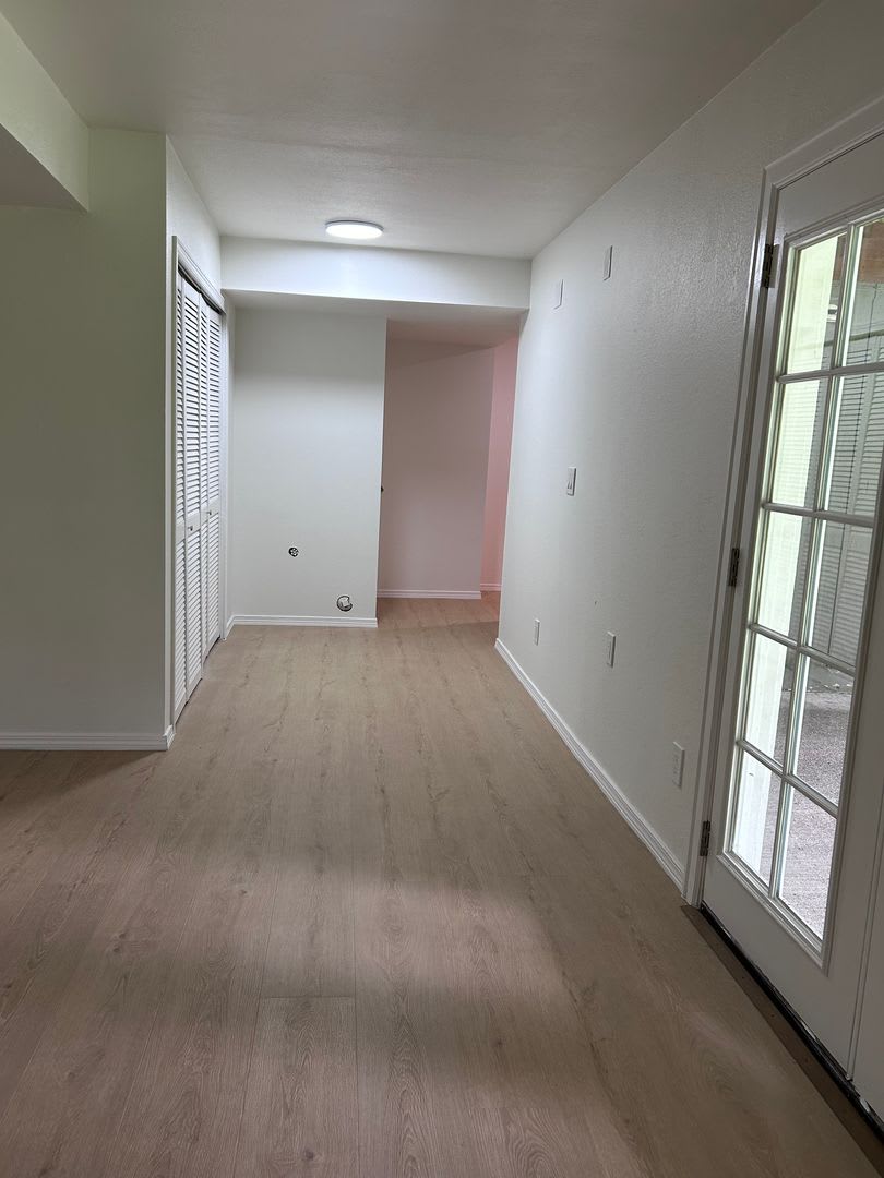 Beautifully Updated Fairwood Cul-de-Sac Home – Fresh Paint Throughout! – photo 5