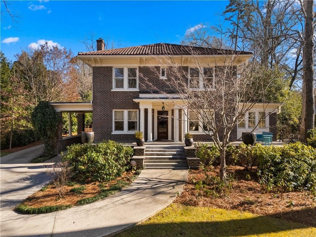979 Springdale Road NE – photo 2