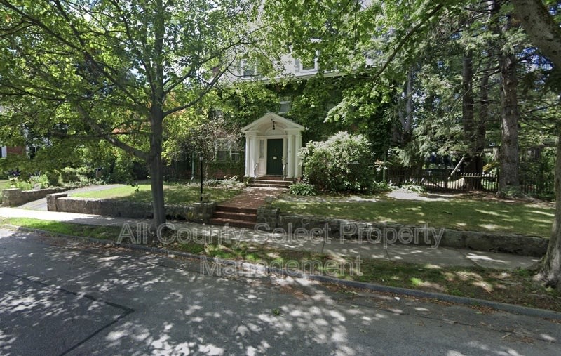 38 Baker Ave – photo 2
