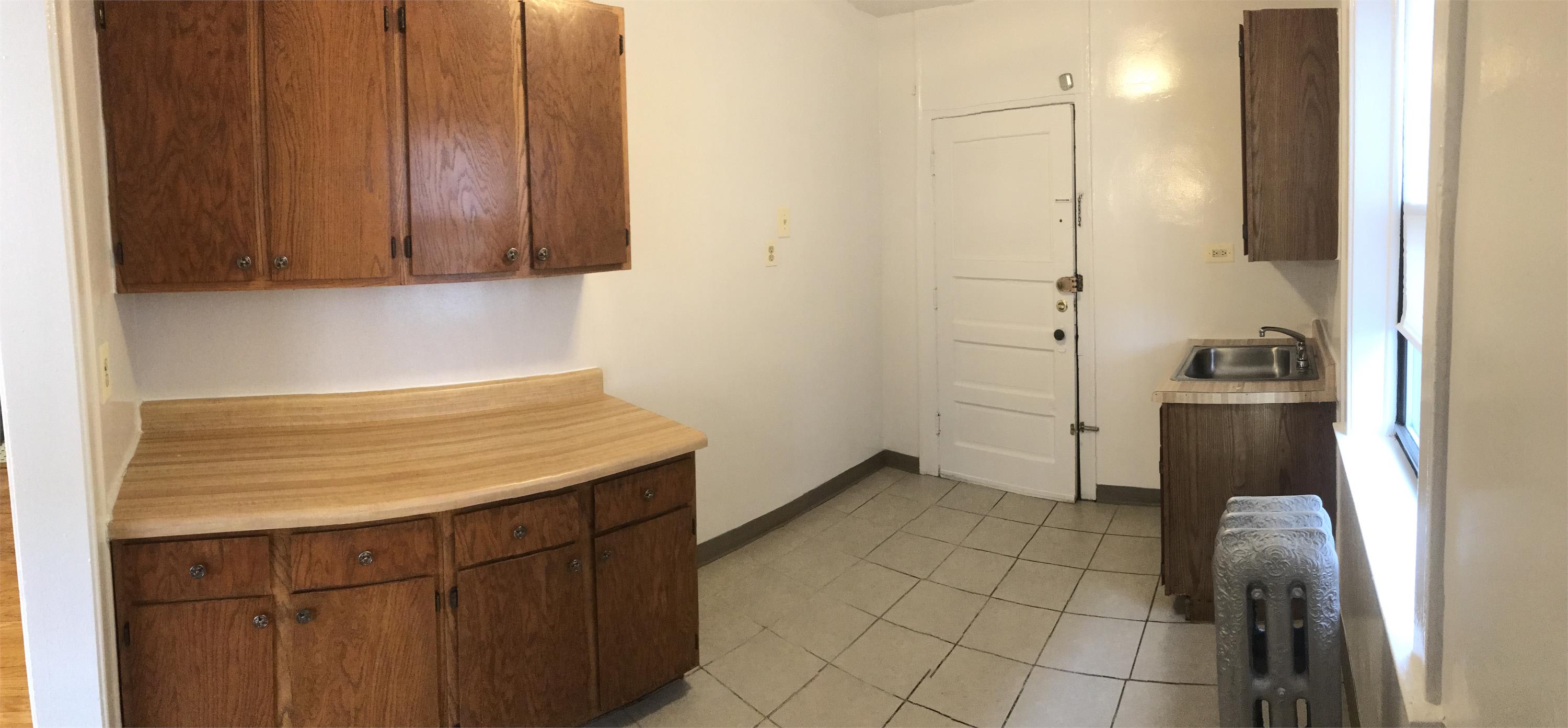 1539 W 83rd St – photo 4