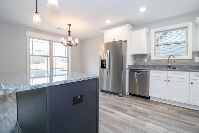 1080 Harrison Way – photo 3