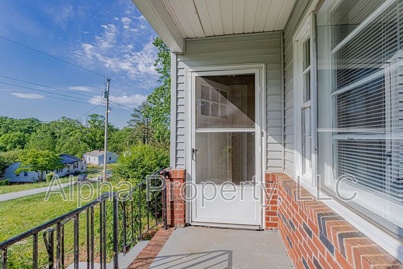 14 Melvin Drive – photo 3