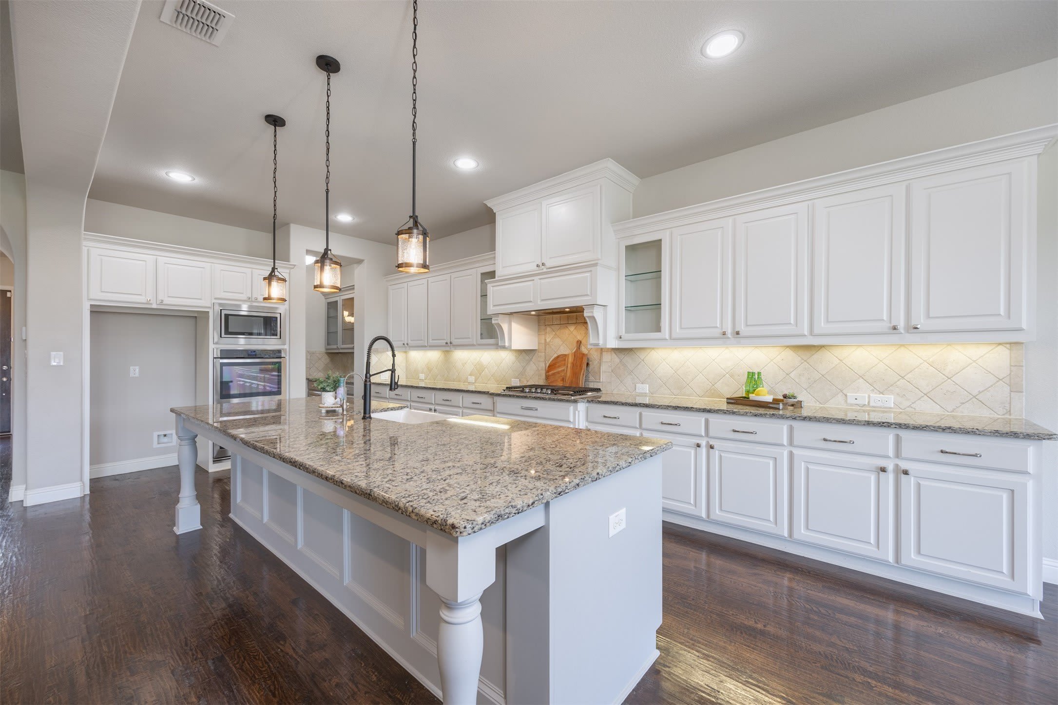 1336 Grassland – photo 5