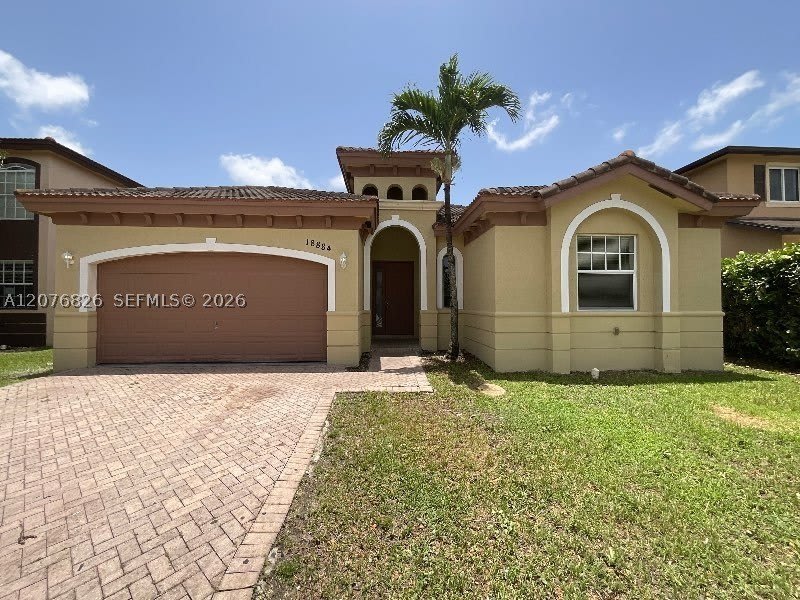 18884 SW 319th St – photo 2