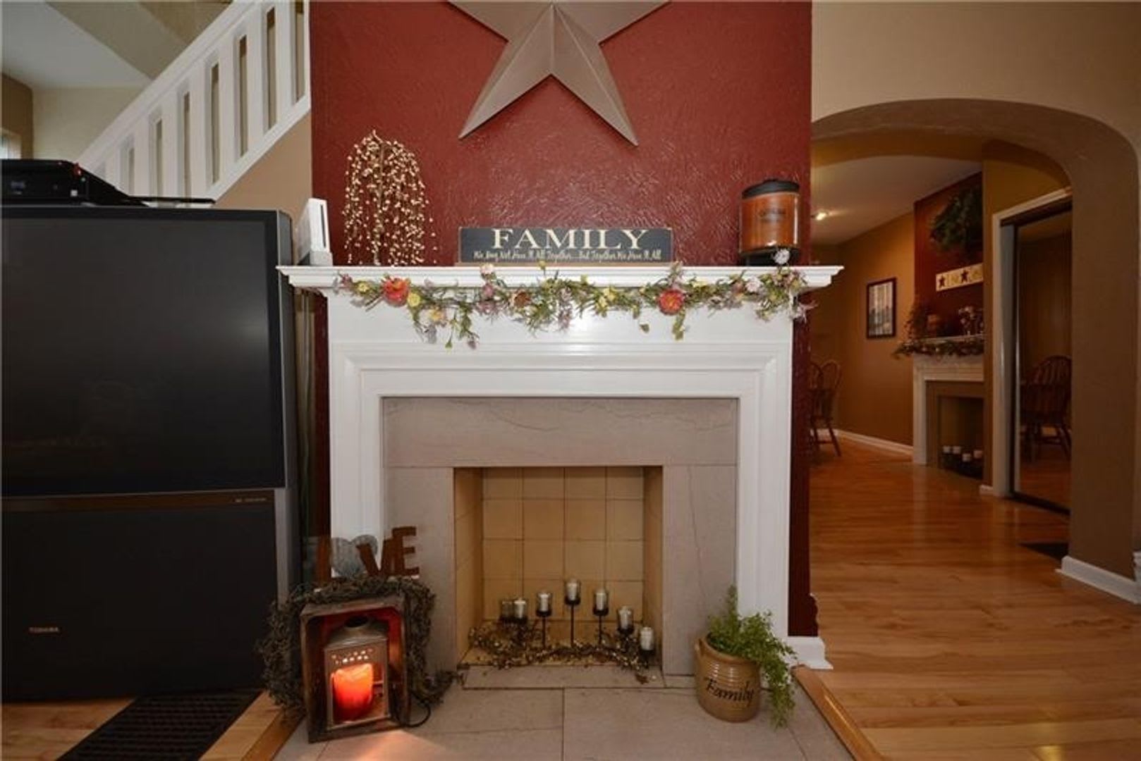 Gorgeous 4 Bedroom Home In The Heart Of Beechview – photo 5