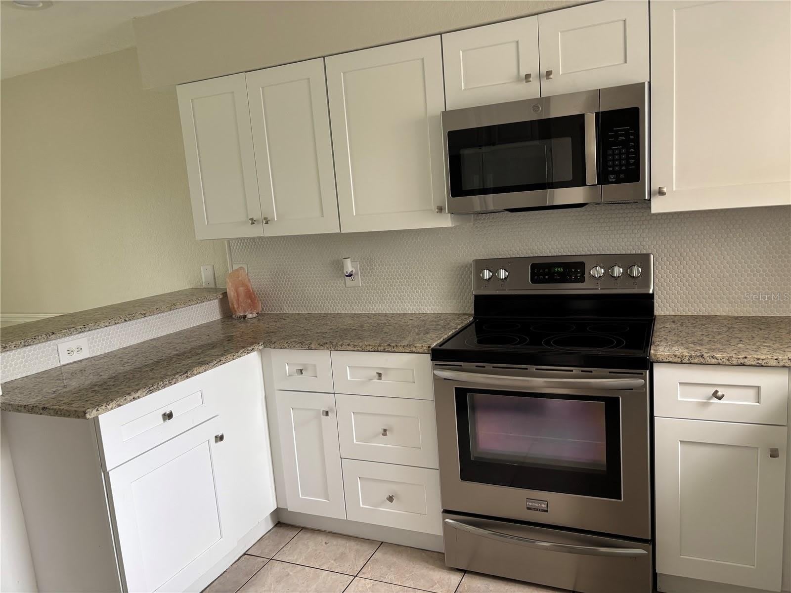 246 DAWN Court – photo 5