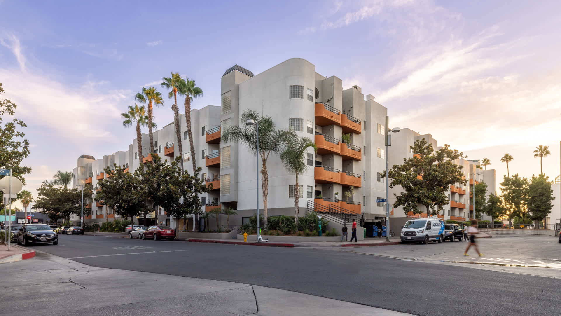 Academy Village – photo 1