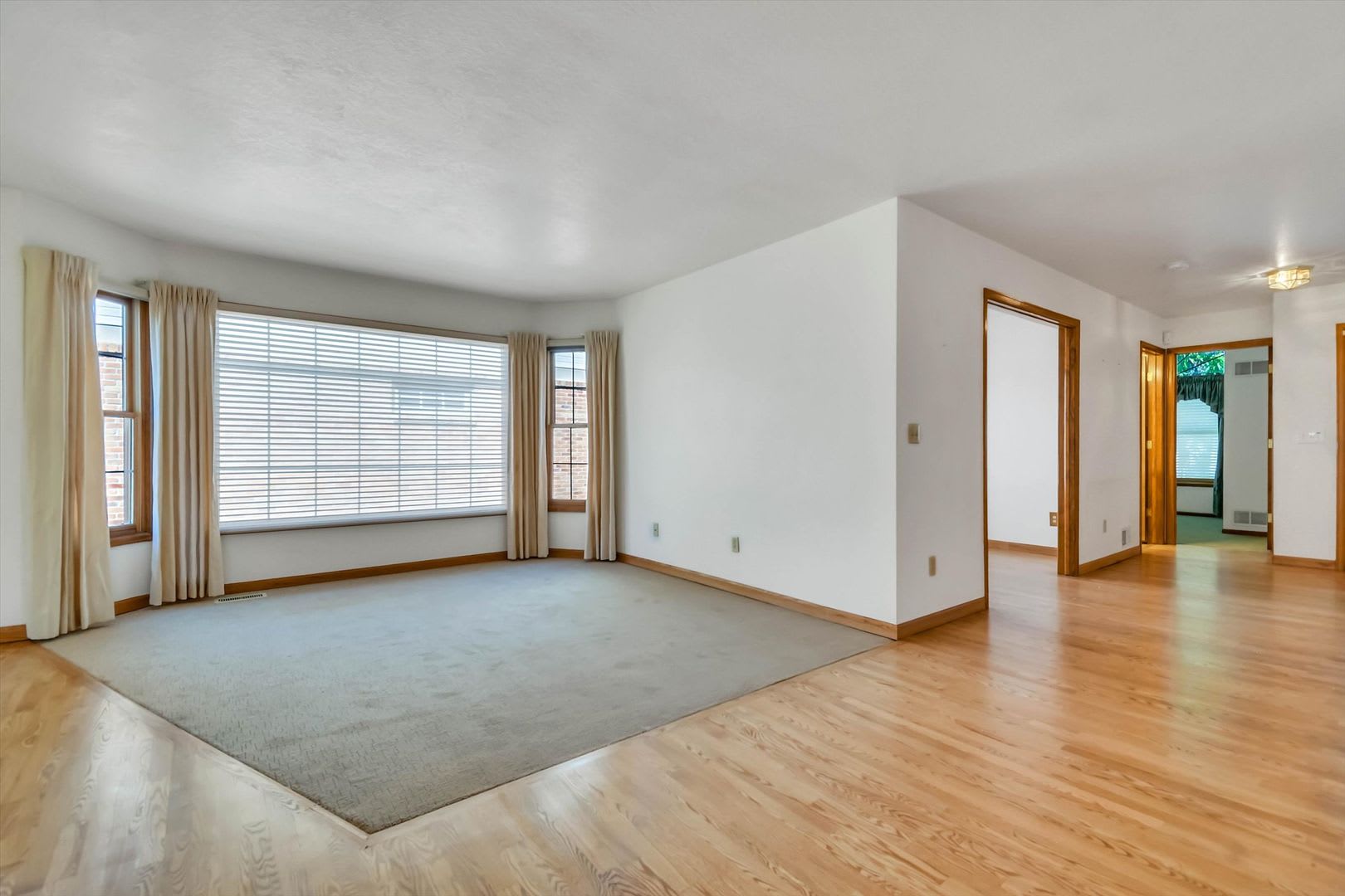 Beautiful 3 bed / 3 bath Ranch – photo 4