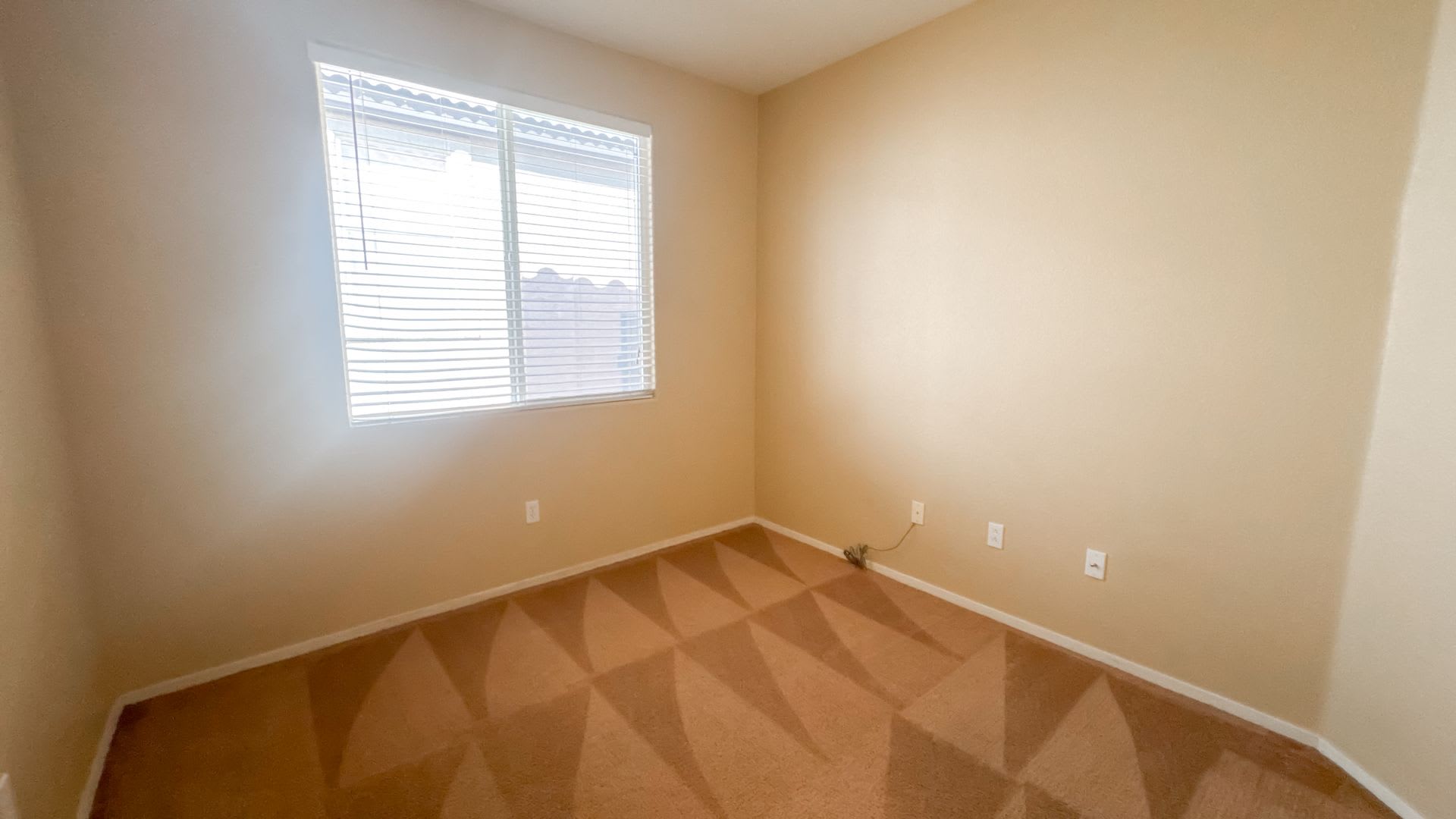 Summerlin North Single Story 3 Bedroom Home With Covered Patio – photo 5