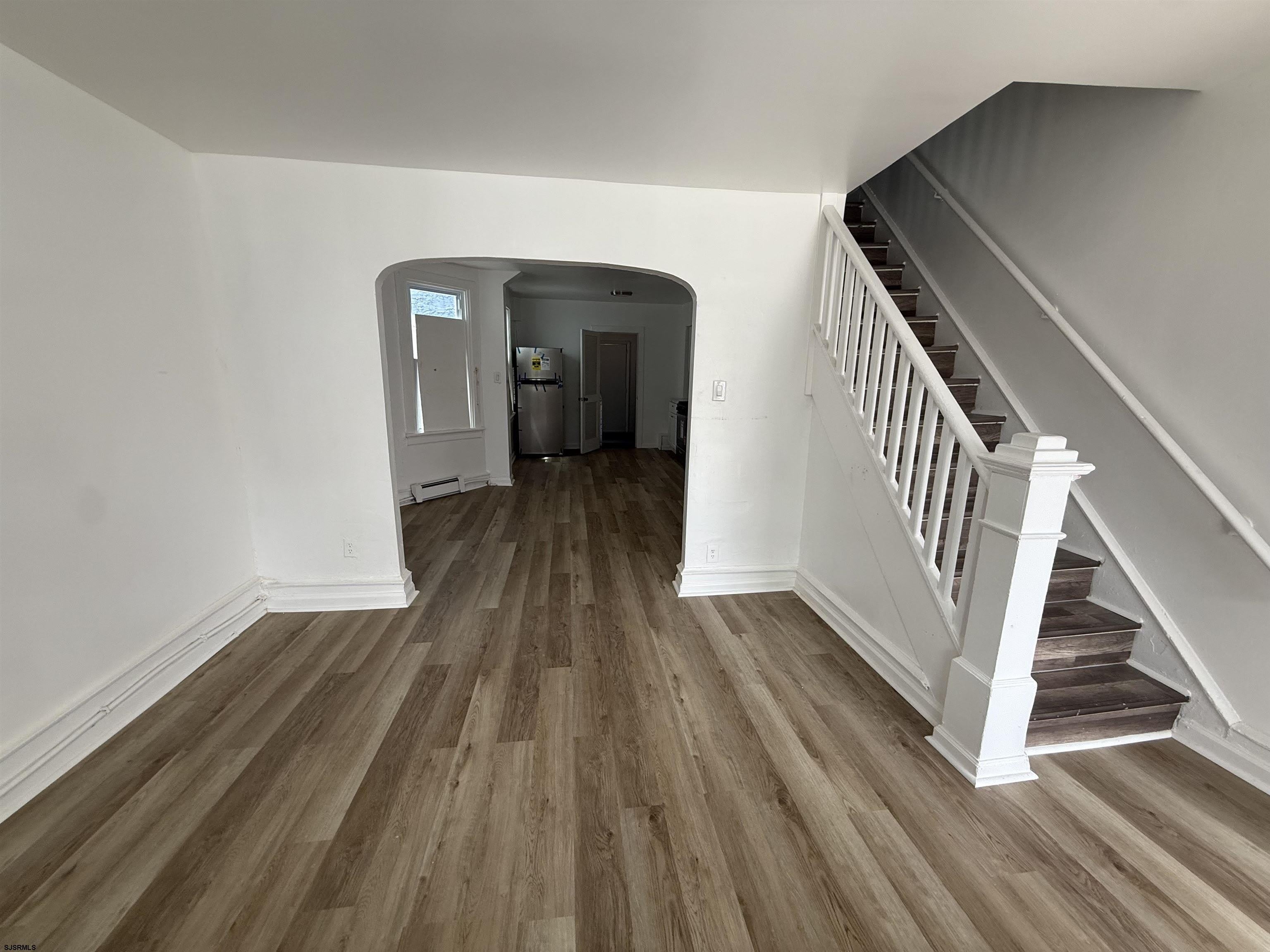 2021 Grant Ave – photo 3