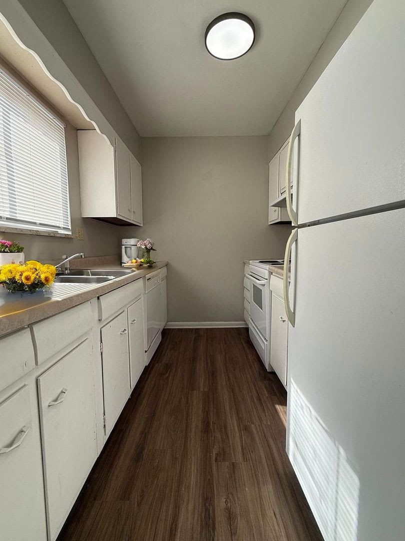 For Rent 2118 S Penn St 2 Bedroom 1 Bathroom Home Coming Soon Washer Dryer Hook Ups Pet Friendly – photo 5