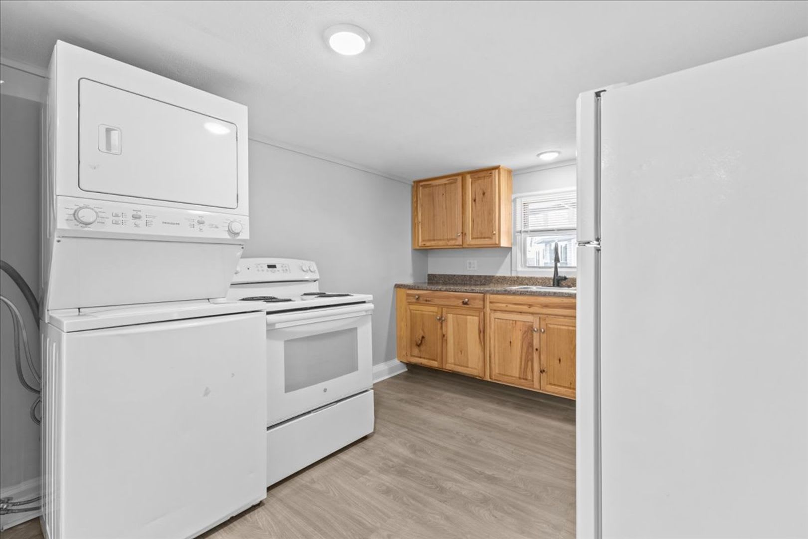 Newly Renovated 3 bedroom home in Burlington – photo 3