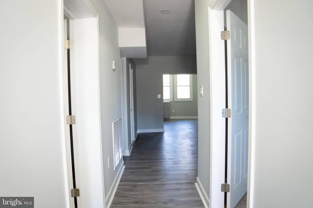 1009 Main Street – photo 2
