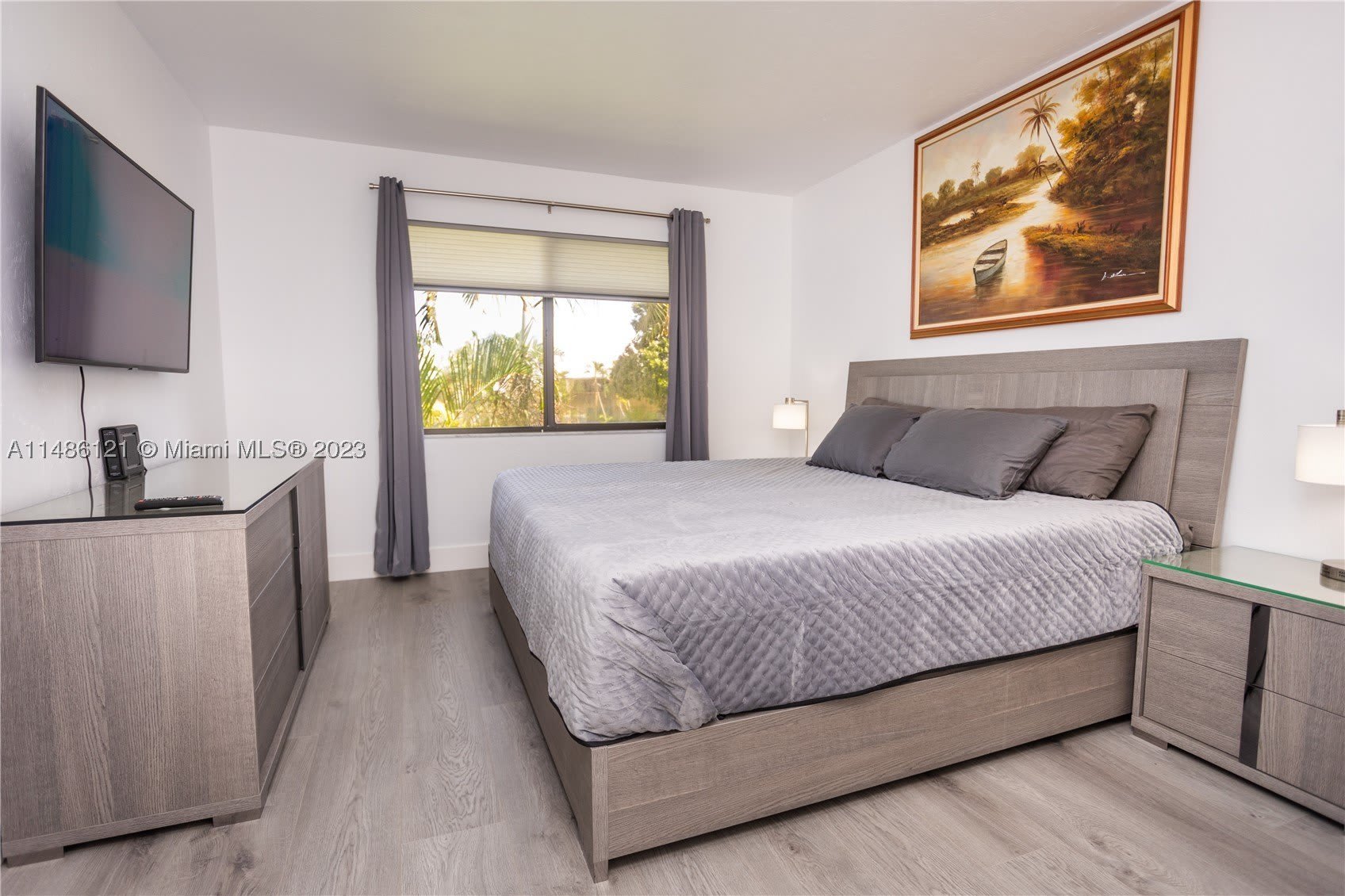 500 N Francisco St – photo 4