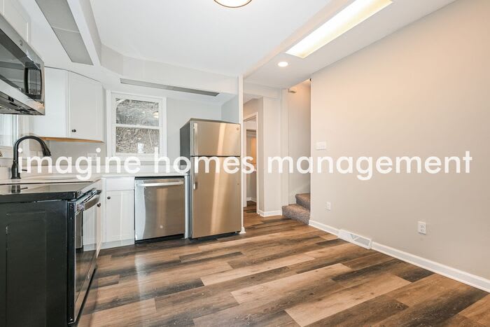 1335 Stowe Avenue – photo 5