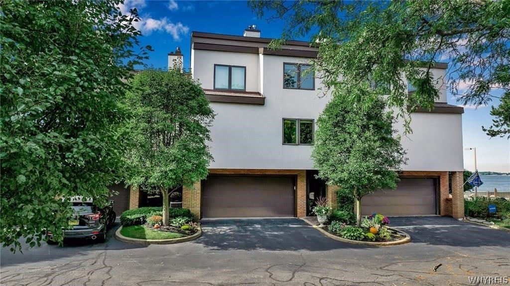 36 Harbour Point – photo 1