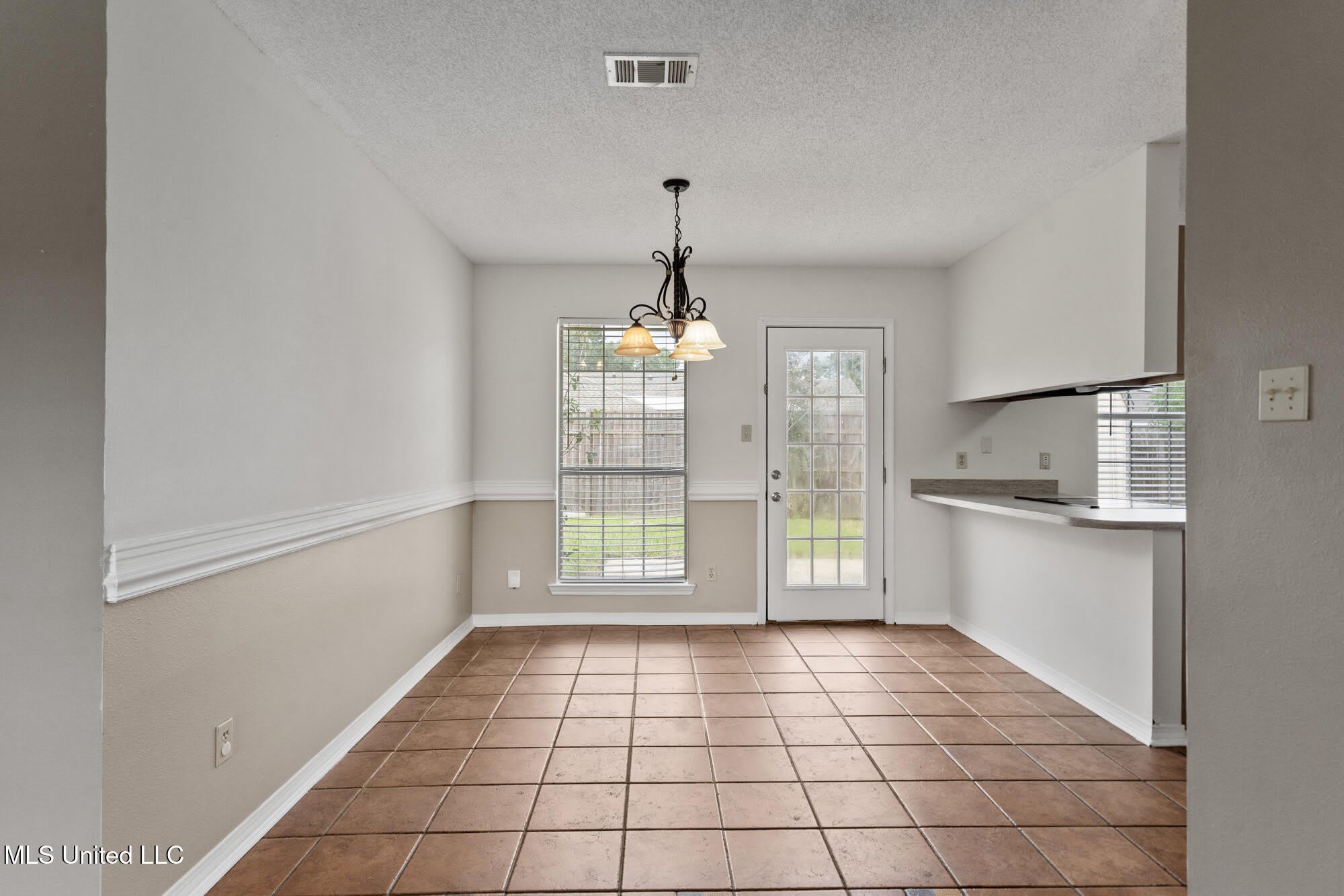508 Woodward Drive – photo 5