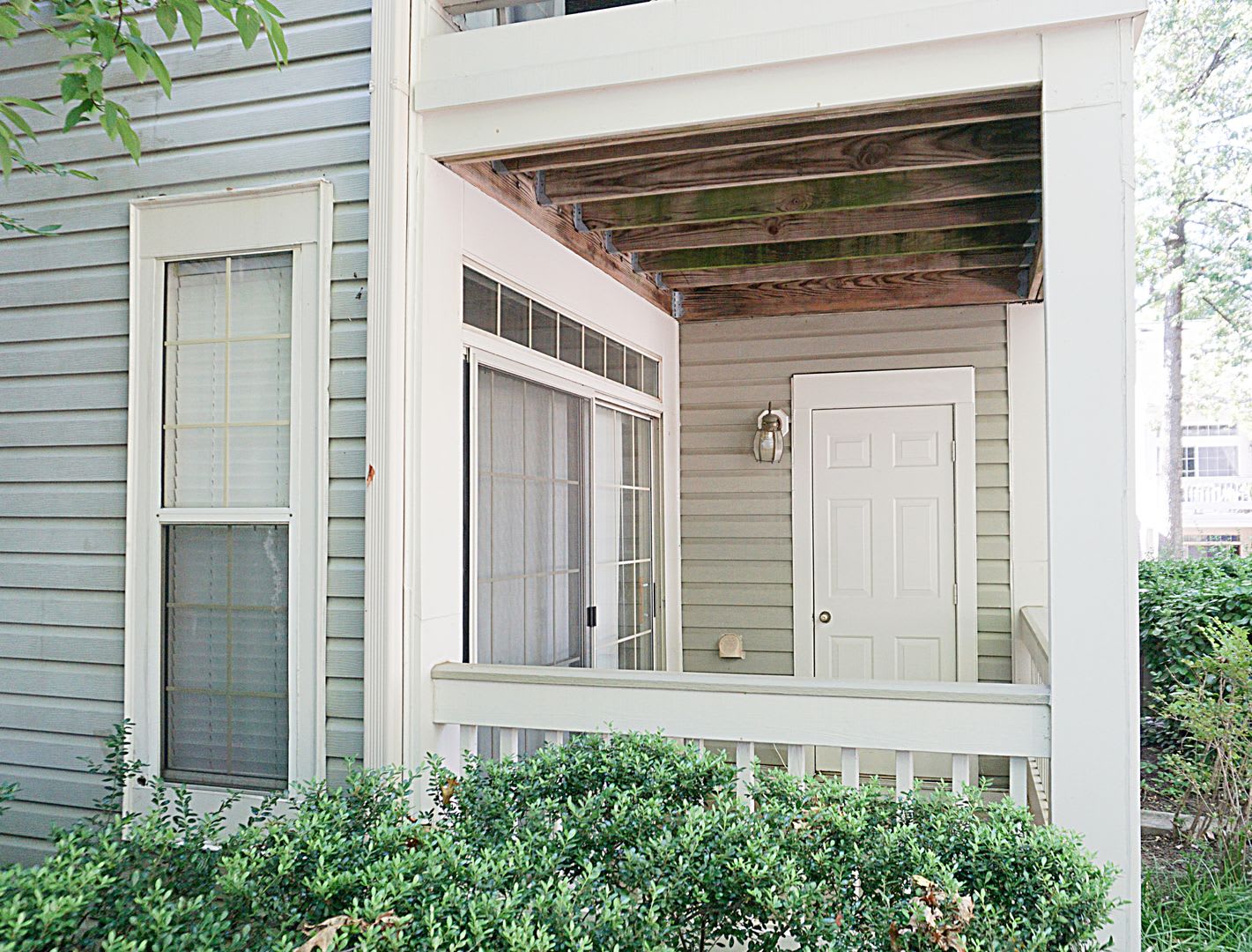 2-Bedroom Condo in Bentley Place Rockville – photo 3