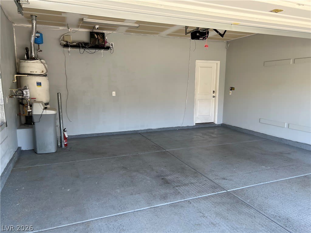 9325 Keystone Ridge Avenue – photo 2