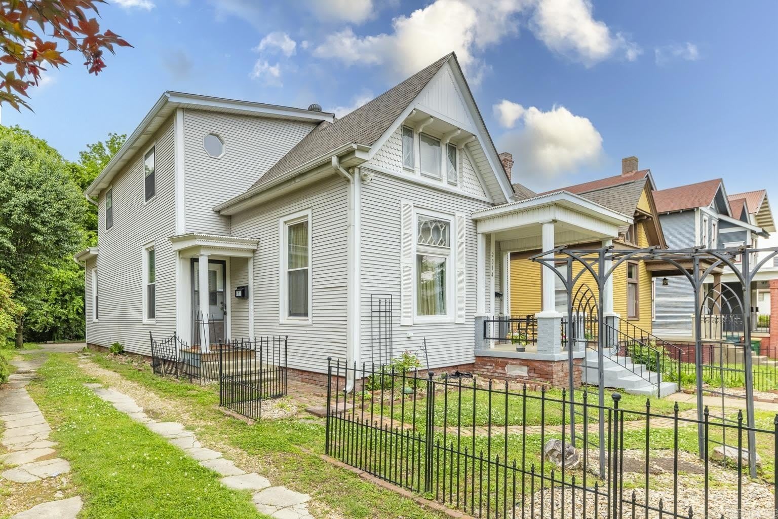 2014 S Louisiana – photo 4