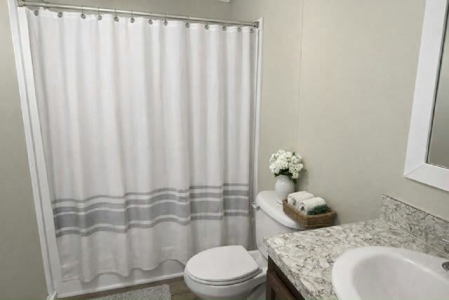 233 Barrow St – photo 5