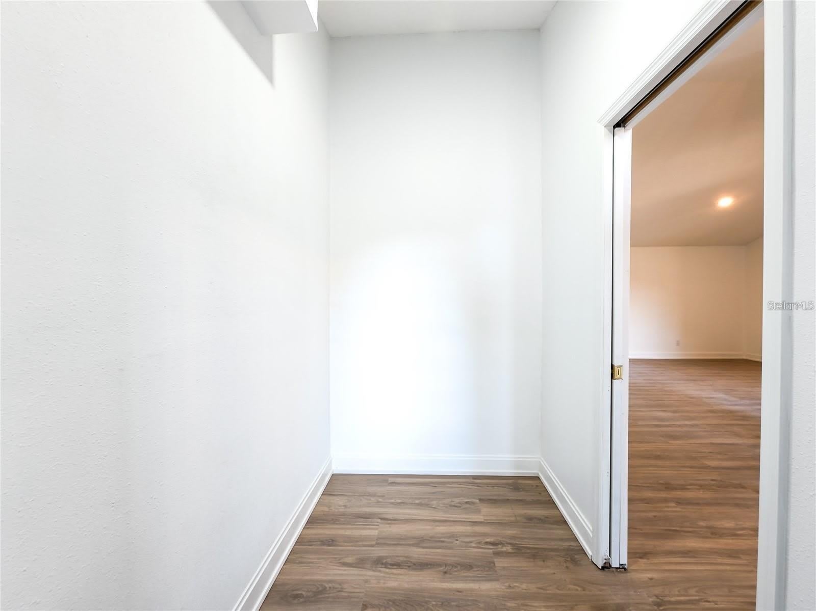10711 LAKE HILL Drive – photo 5