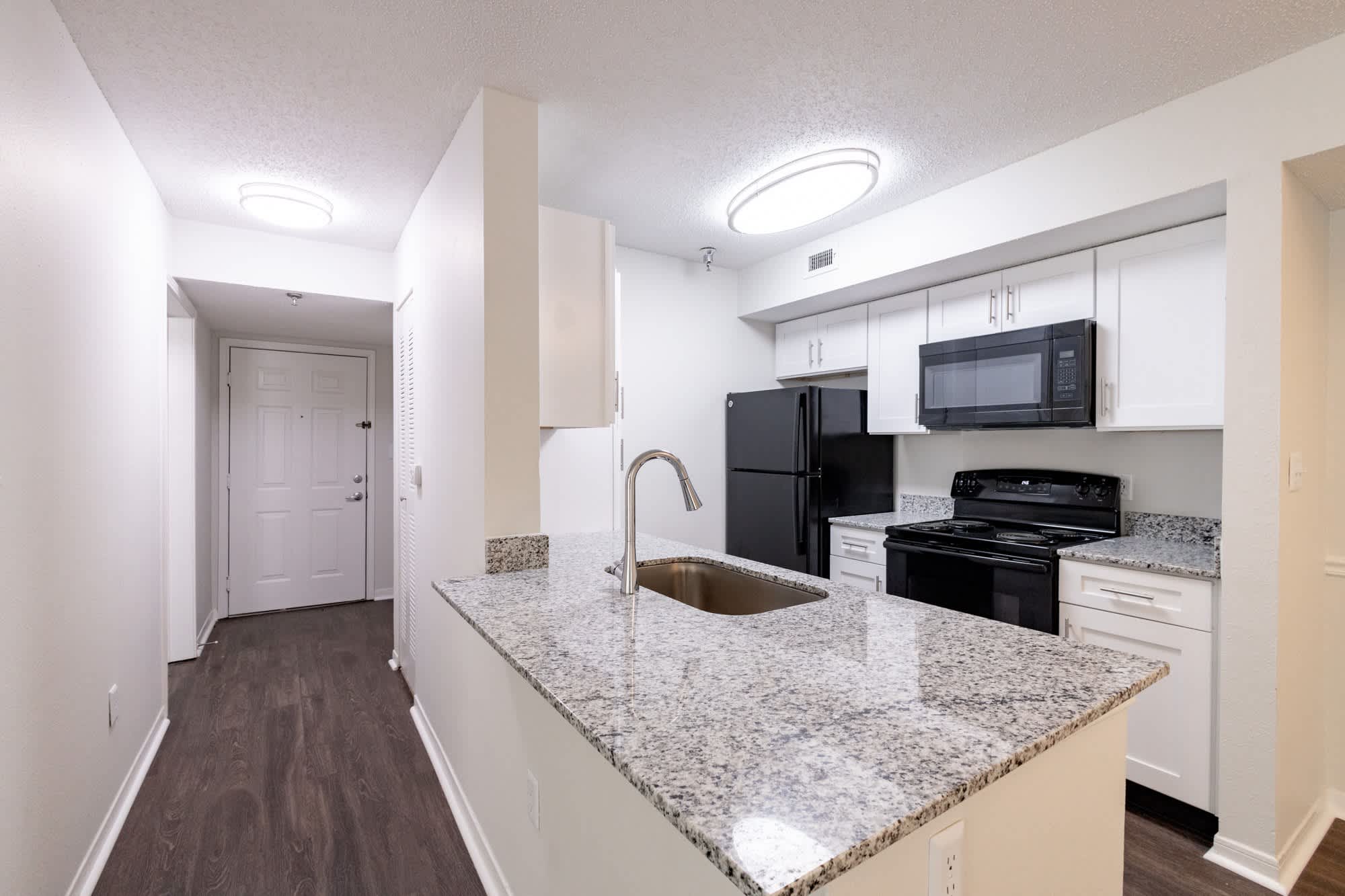 Residence At White River – photo 5