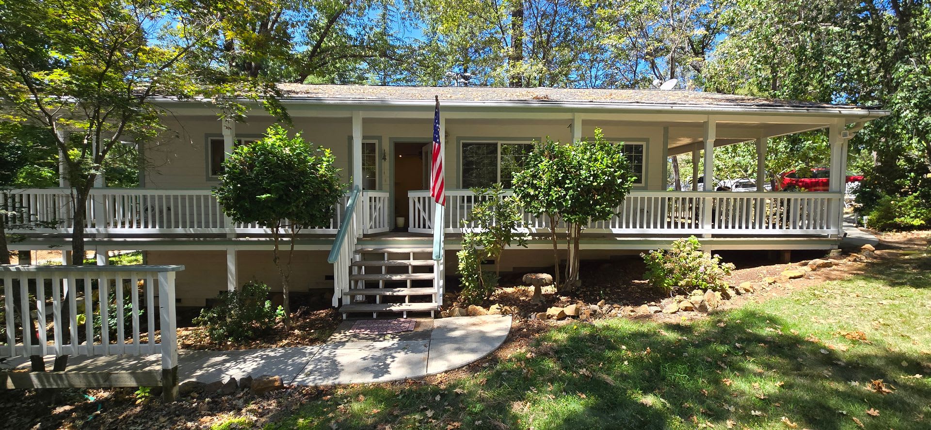 2 Bedroom 2 Bath located on Squirrel Creek – photo 1