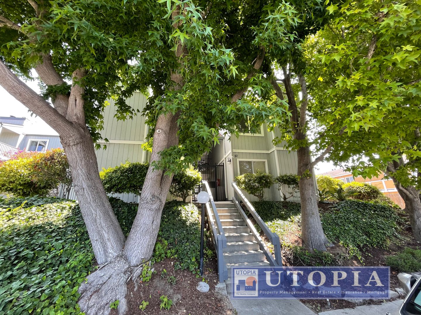 Spacious, sunny two-bedroom, two-bath condo is only a few short blocks to the Beach Boardwalk – photo 3