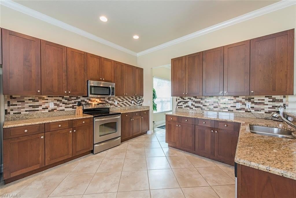 6559 Monterey Pt – photo 5