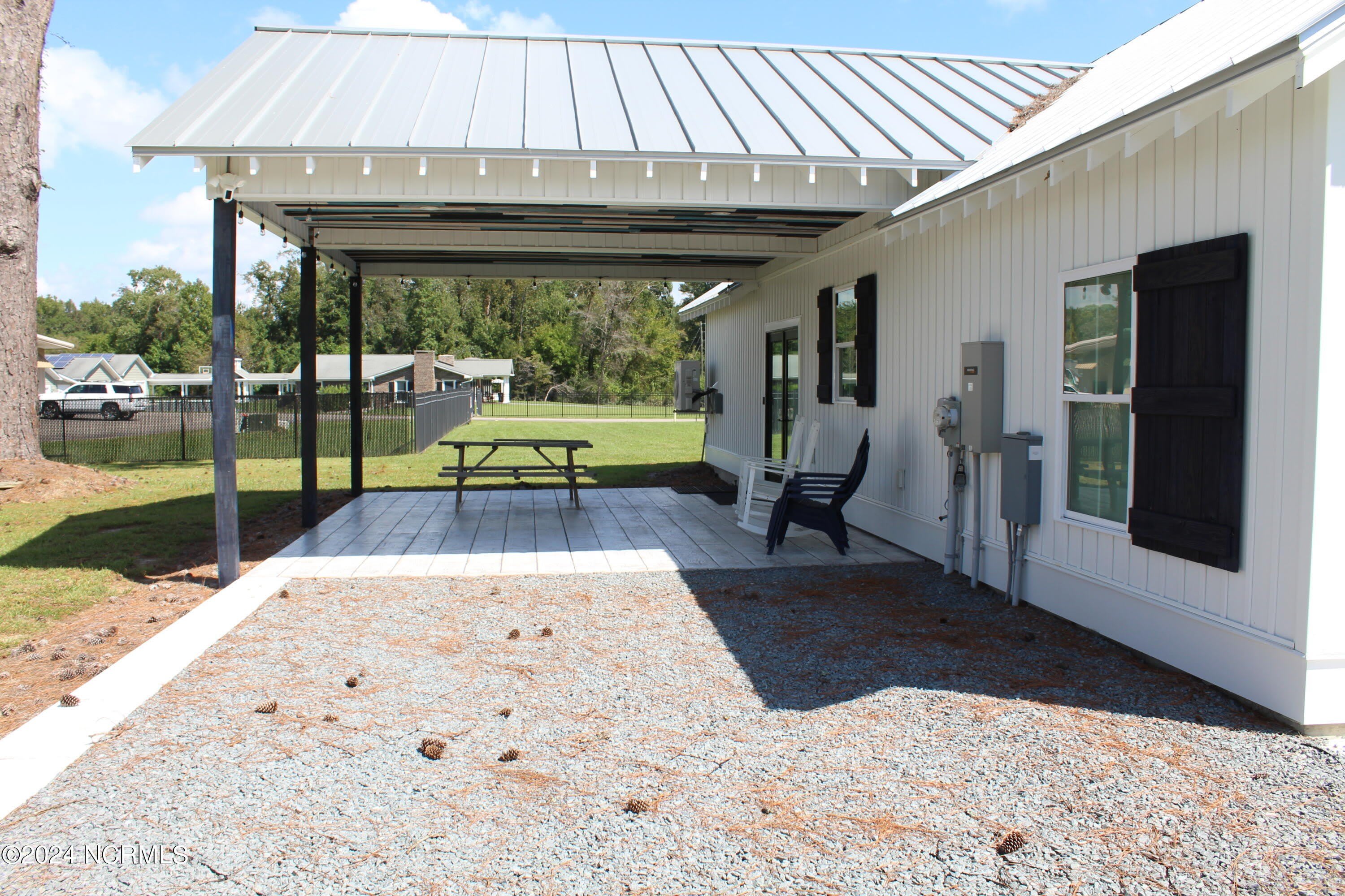 317 Stone Chimney Road SW – photo 3