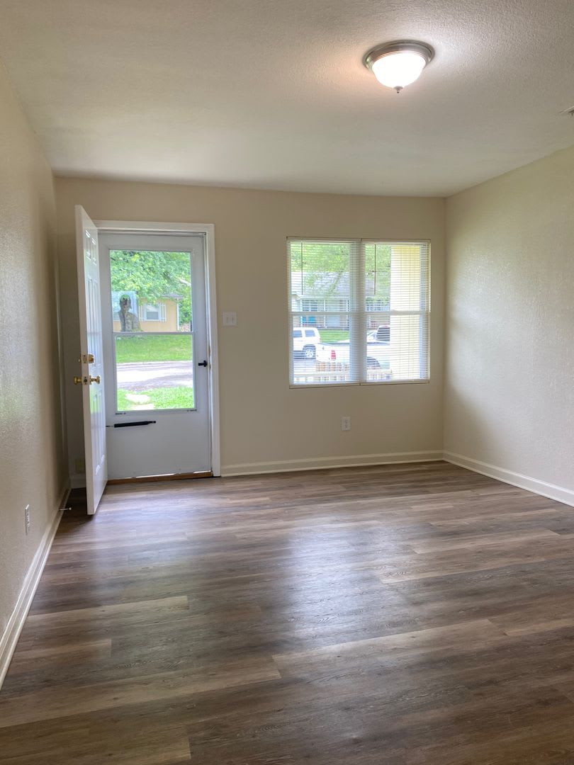 3434 Sw Brendan – photo 2