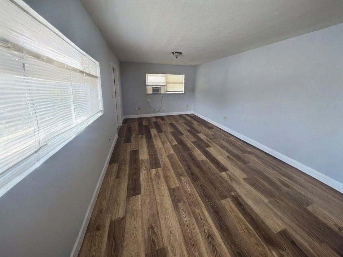 2252 Maple Avenue – photo 4