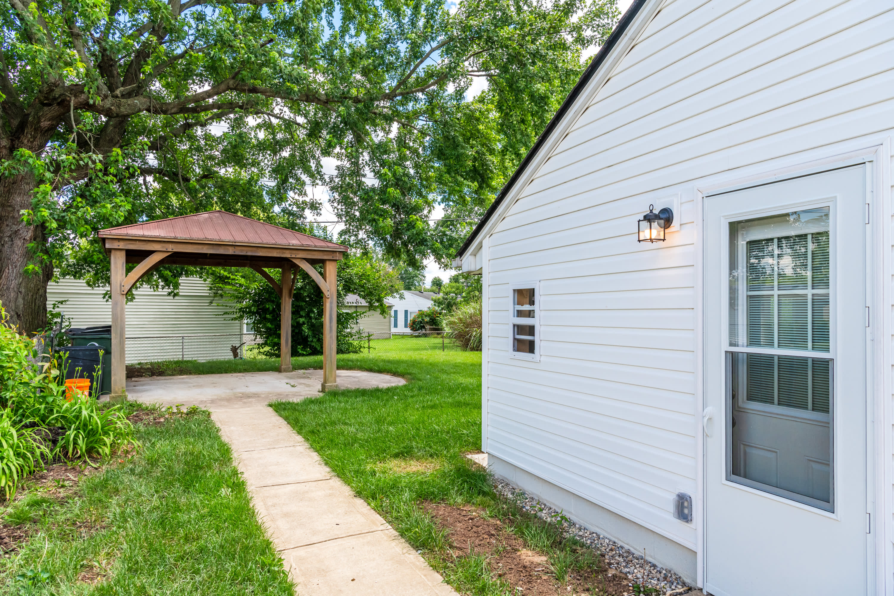 1331 Berwald Dr – photo 3