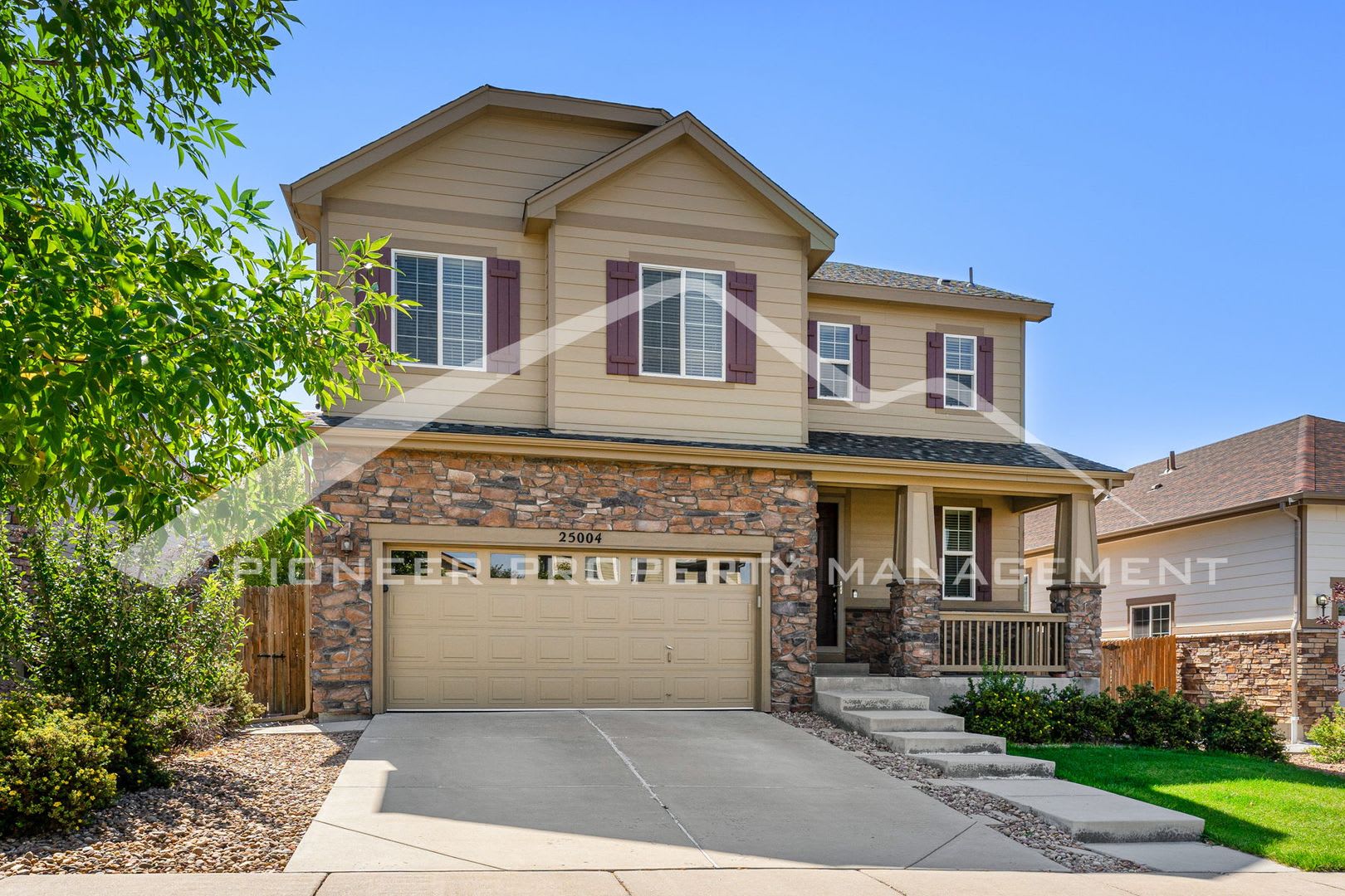 Spacious Home with Fenced Yard and Central AC – photo 2