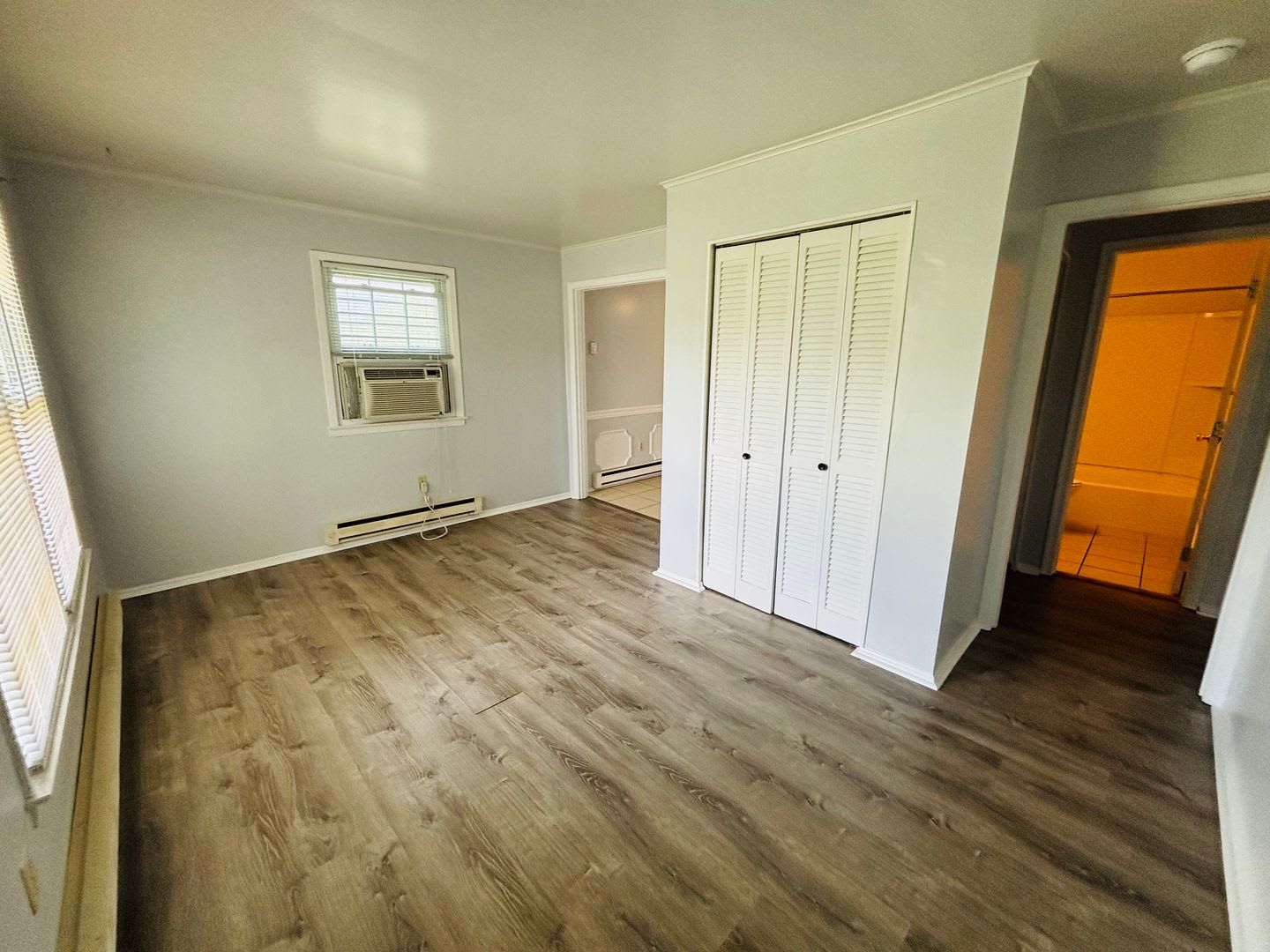 2 Bedroom 1 bath Duplex – photo 3