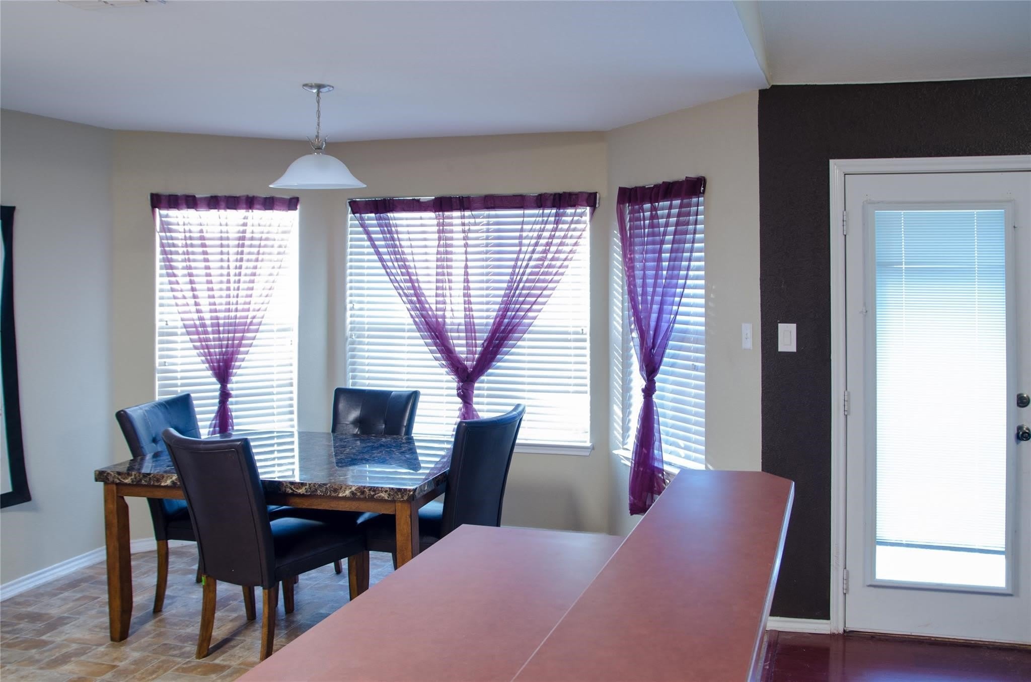 6650 Sutherland Street – photo 5