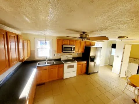 7 Helena Lane – photo 2