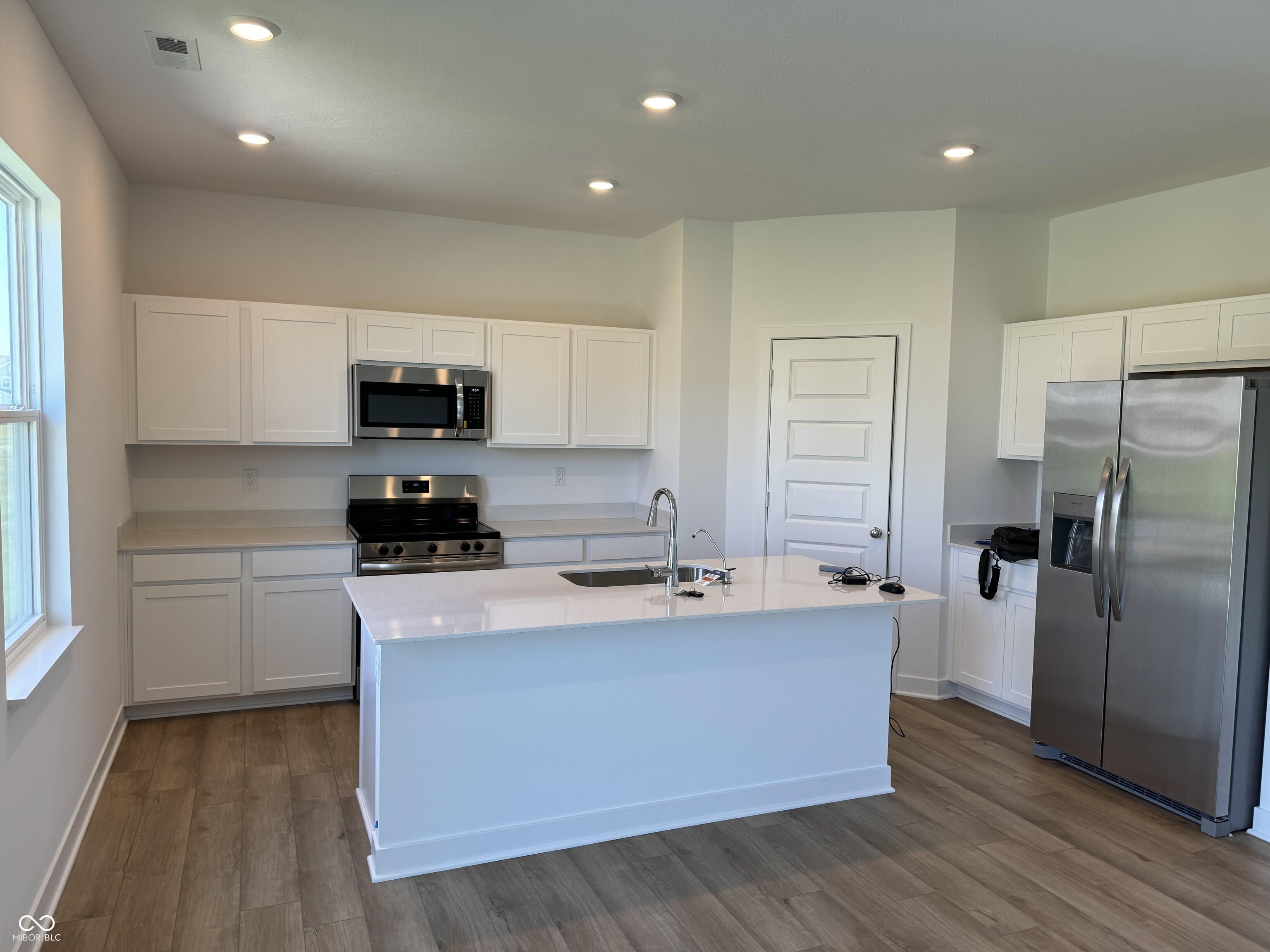 1048 Bald tree Drive – photo 5