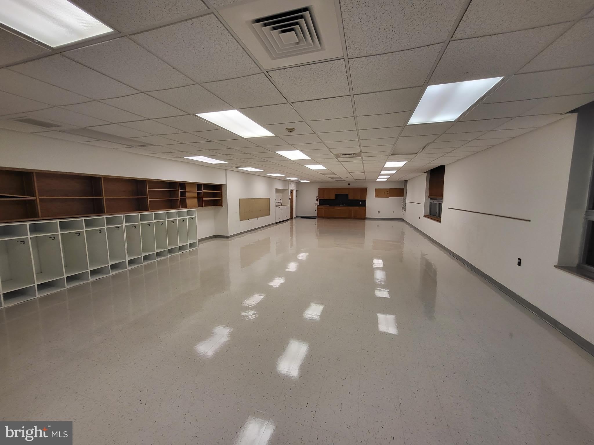 1811 LINCOLN Way E – photo 5